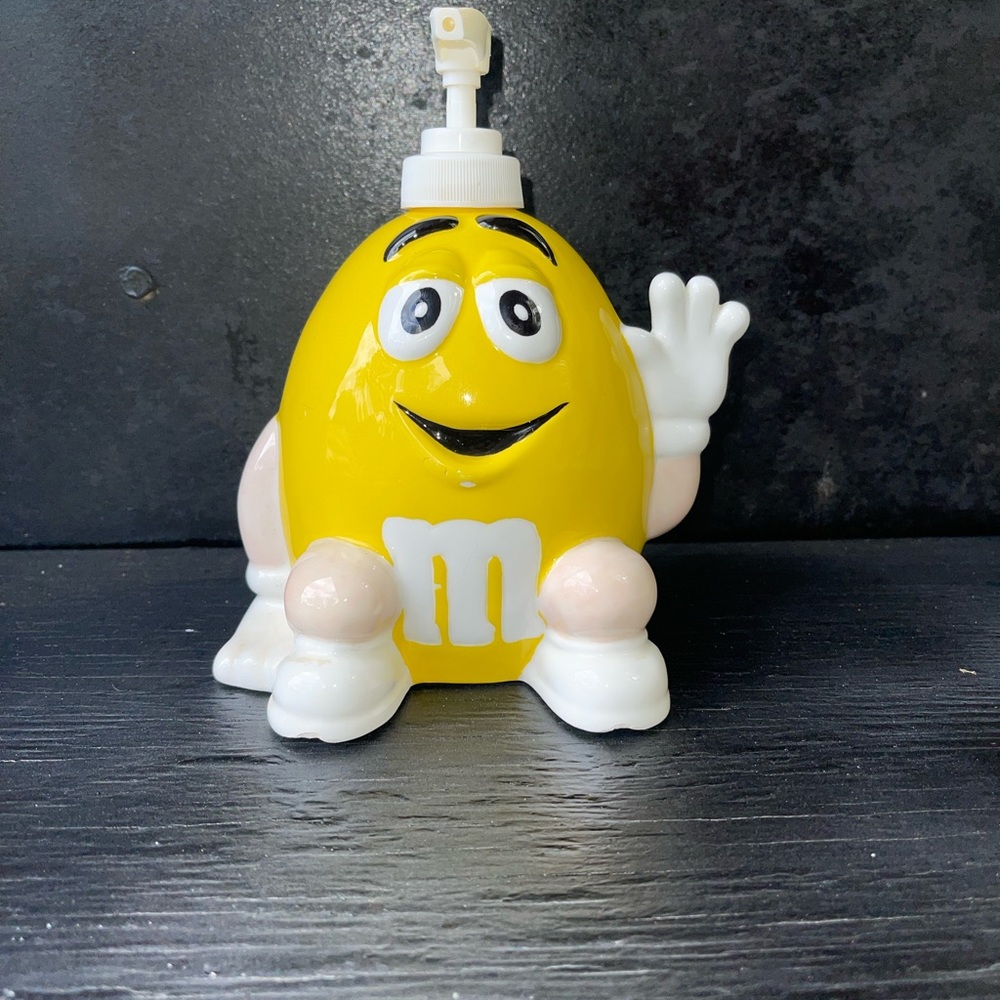 Vintage M&M's Yellow Ceramic Soap Dispenser By Benjamin & Medwin